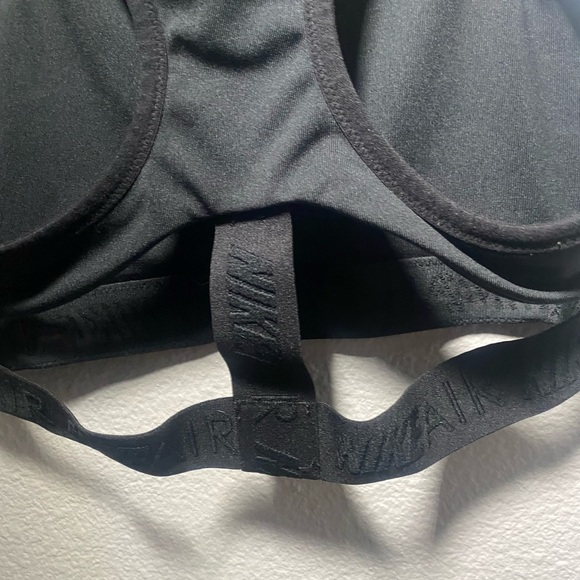 Nike Air Sports Bra - Picture 3 of 4
